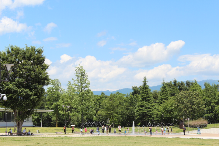 スカイパーク親水広場